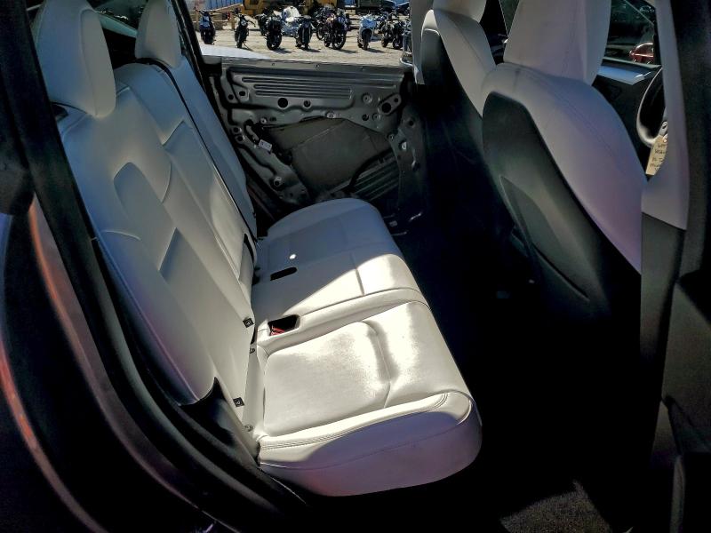 96048875 :رقم المزاد ، 7SAYGDEDXSF319060 vin ، 2025 Tesla Model Y مزاد بيع