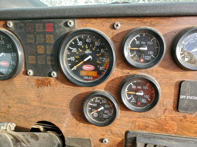94833085 :رقم المزاد ، 3BPZL00X4BF117807 vin ، 2011 Peterbilt 320 مزاد بيع