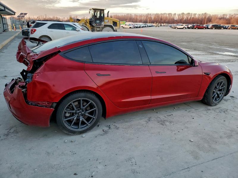 93418015 :رقم المزاد ، 5YJ3E1EB0JF120026 vin ، 2018 Tesla Model 3 مزاد بيع