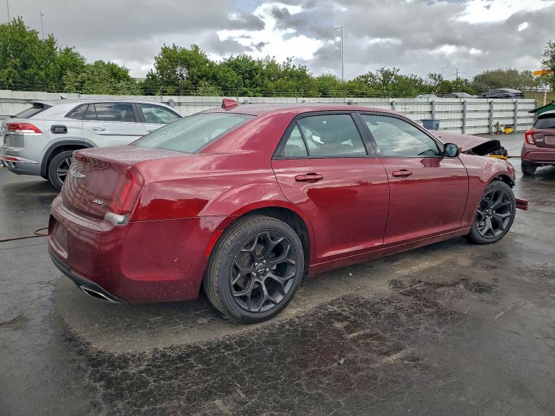 2019 Chrysler 300 S მანქანა იყიდება აუქციონზე, vin: 2C3CCABG5KH654015, აუქციონის ნომერი: 75307495