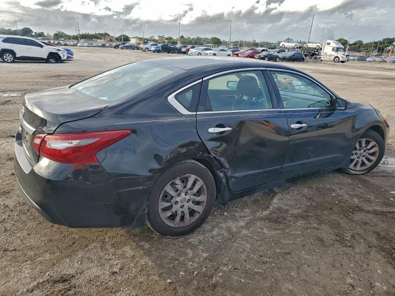 Aukcja sprzedaży 2018 Nissan Altima, vin: 1N4AL3AP2JC235627, numer aukcji: 97942305