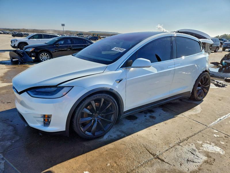 Aukcja sprzedaży 2018 Tesla Model X, vin: 5YJXCAE2XJF132644, numer aukcji: 94825945