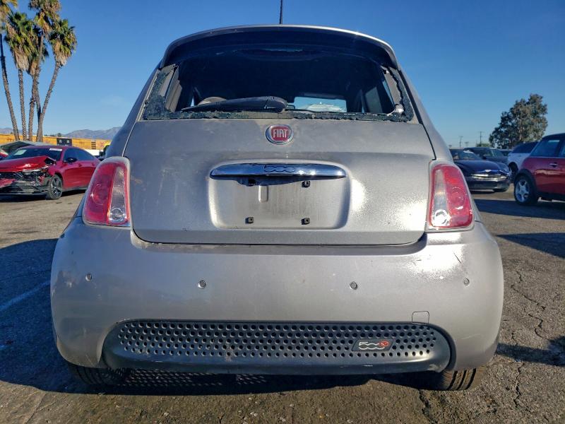 94943805 :رقم المزاد ، 3C3CFFGEXGT125735 vin ، 2016 Fiat 500 مزاد بيع