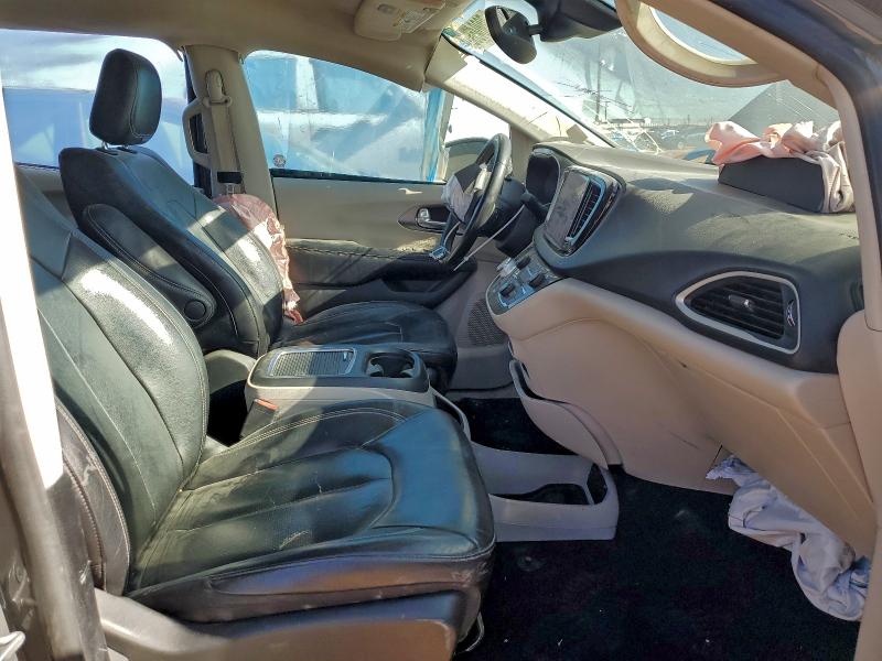 70904565 :رقم المزاد ، 2C4RC1BG0NR138780 vin ، 2022 Chrysler Pacifica مزاد بيع