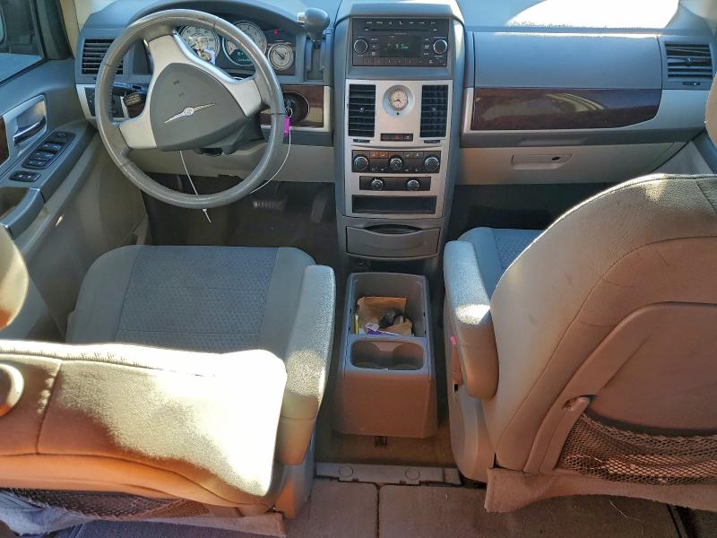Продажа на аукционе авто 2010 Chrysler Town & Cou, vin: 2A4RR5D14AR305595, номер лота: 97207135