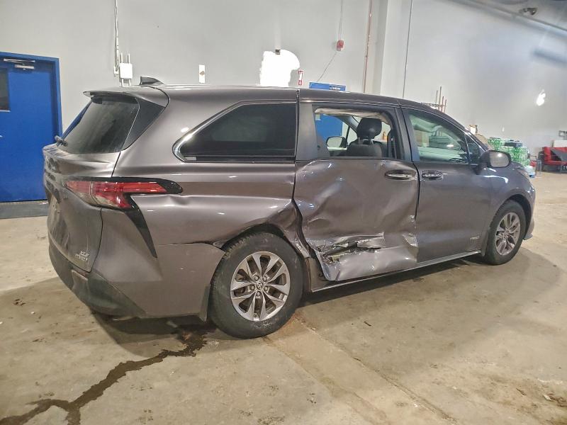 2021 Toyota Sienna Le მანქანა იყიდება აუქციონზე, vin: 5TDGSKFCXMS019048, აუქციონის ნომერი: 97506265