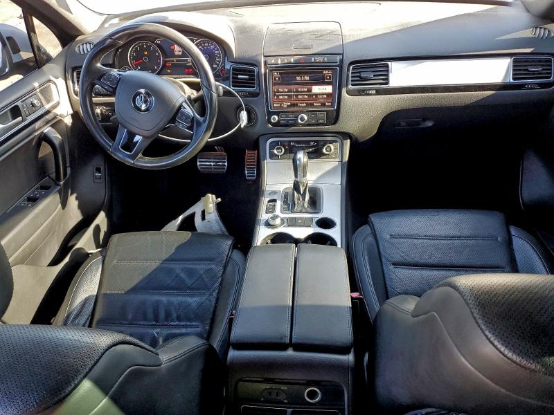 96205045 :رقم المزاد ، WVGRF7BP5HD006885 vin ، 2017 Volkswagen Touareg Wo مزاد بيع
