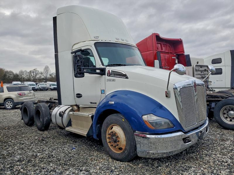 Продажа на аукционе авто 2015 Kenworth T680, vin: 1XKYD49X7FJ452212, номер лота: 96187875