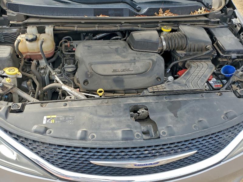 95419845 :رقم المزاد ، 2C4RC1BG1KR561217 vin ، 2019 Chrysler Pacifica مزاد بيع