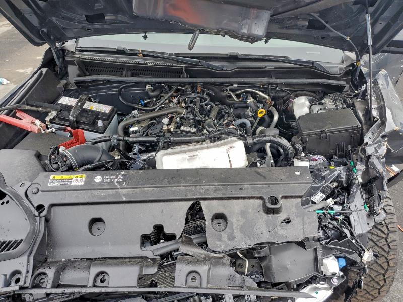 94221535 :رقم المزاد ، JTEVA5AR3S5005062 vin ، 2025 Toyota 4runner Sr مزاد بيع
