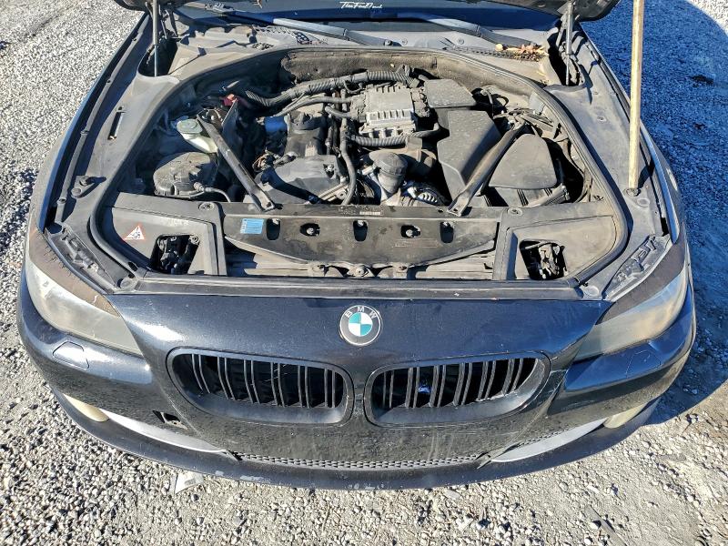 2011 Bmw 528 მანქანა იყიდება აუქციონზე, vin: WBAFR1C54BC672252, აუქციონის ნომერი: 93190555