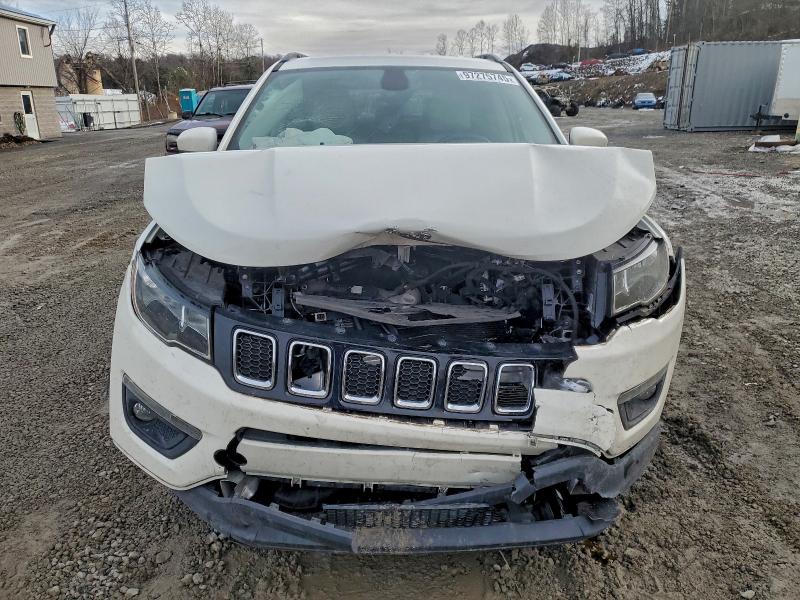 97275745 :رقم المزاد ، 3C4NJDBB7MT562575 vin ، 2021 Jeep Compass مزاد بيع