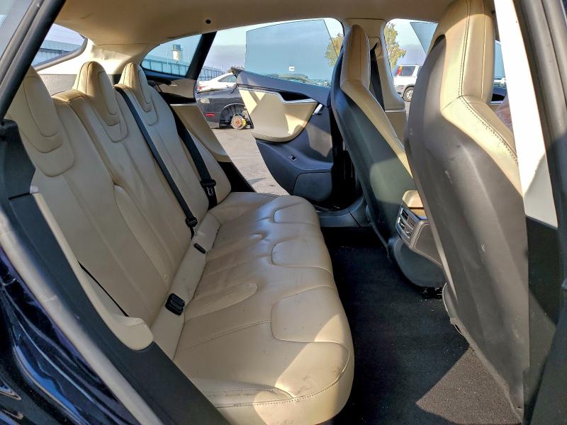 2014 Tesla Model S მანქანა იყიდება აუქციონზე, vin: 5YJSA1S10EFP55756, აუქციონის ნომერი: 97535475