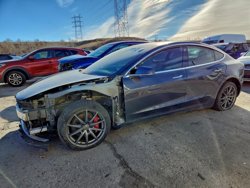 2018 Tesla Model 3 მანქანა იყიდება აუქციონზე, vin: 5YJ3E1EB3JF111868, აუქციონის ნომერი: 96303655