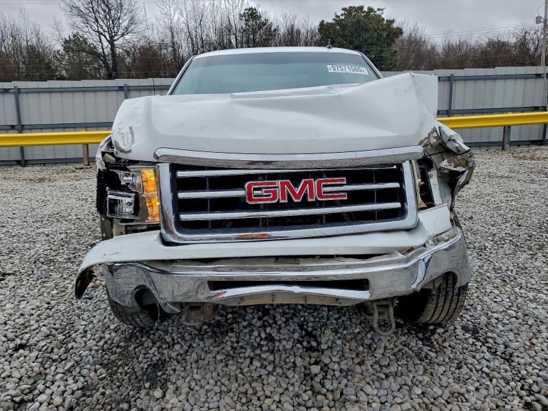97571565 :رقم المزاد ، 3GTP2WE7XDG380628 vin ، 2013 Gmc Sierra مزاد بيع
