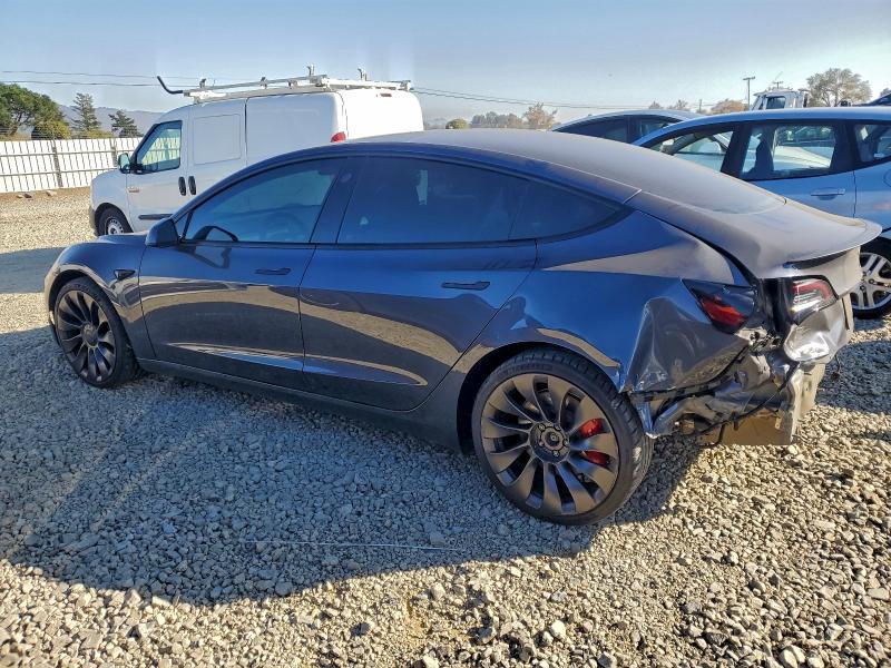 Продажа на аукционе авто 2022 Tesla Model 3, vin: 5YJ3E1EC7NF363833, номер лота: 95941895