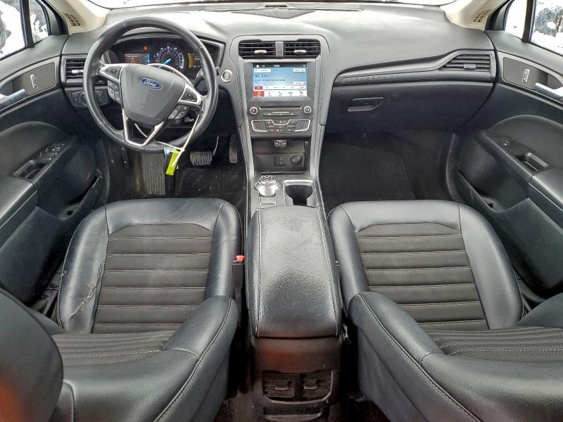 94028675 :رقم المزاد ، 3FA6P0H7XJR239327 vin ، 2018 Ford Fusion مزاد بيع
