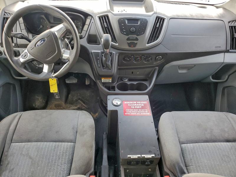 94974585 :رقم المزاد ، 1FDYR2XV5FKB29625 vin ، 2015 Ford Transit T- مزاد بيع