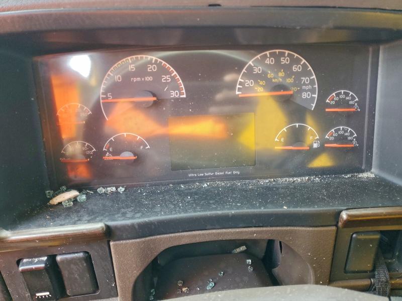 50681026 :رقم المزاد ، 4V4NC9EJ6DN566082 vin ، 2013 Volvo Vnl 670 مزاد بيع