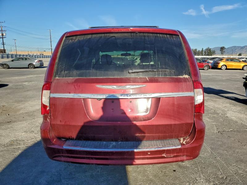 97995495 :رقم المزاد ، 2C4RC1BG9ER342428 vin ، 2014 Chrysler Town & Country مزاد بيع