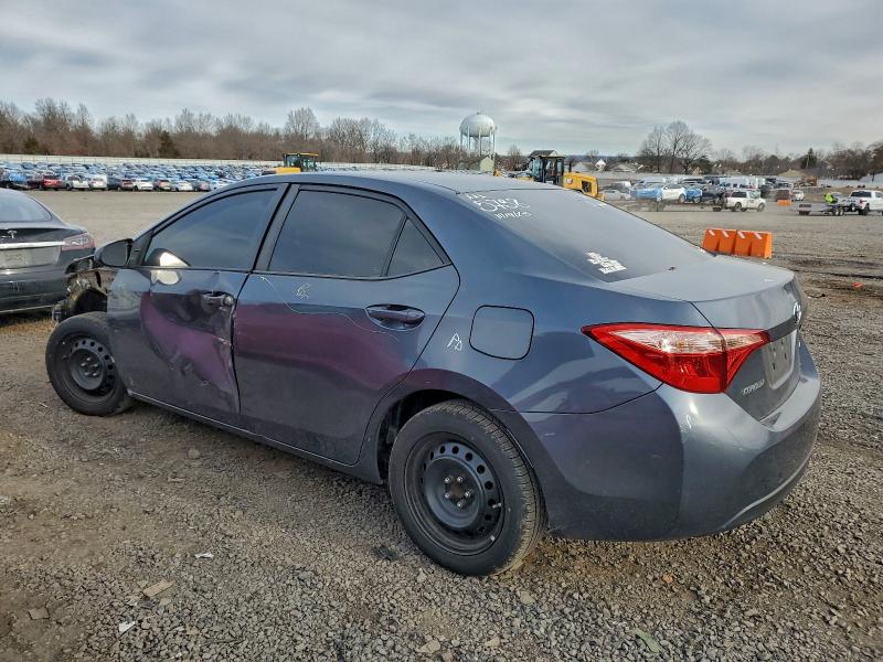 Продажа на аукционе авто 2018 Toyota Corolla, vin: 5YFBURHE5JP849002, номер лота: 95894265