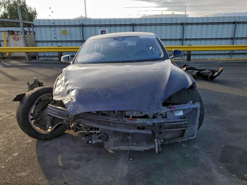 2014 Tesla Model S მანქანა იყიდება აუქციონზე, vin: 5YJSA1S10EFP55756, აუქციონის ნომერი: 97535475