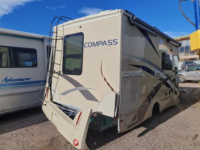 2017 Thormcoach Compass მანქანა იყიდება აუქციონზე, vin: 1FDWS8PV8HKA37815, აუქციონის ნომერი: 93719615