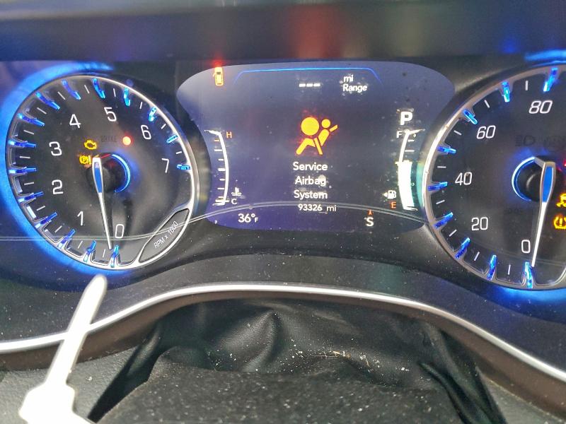 Продаж на аукціоні авто 2018 Chrysler Pacifica, vin: 2C4RC1EG8JR235392, номер лоту: 96715765