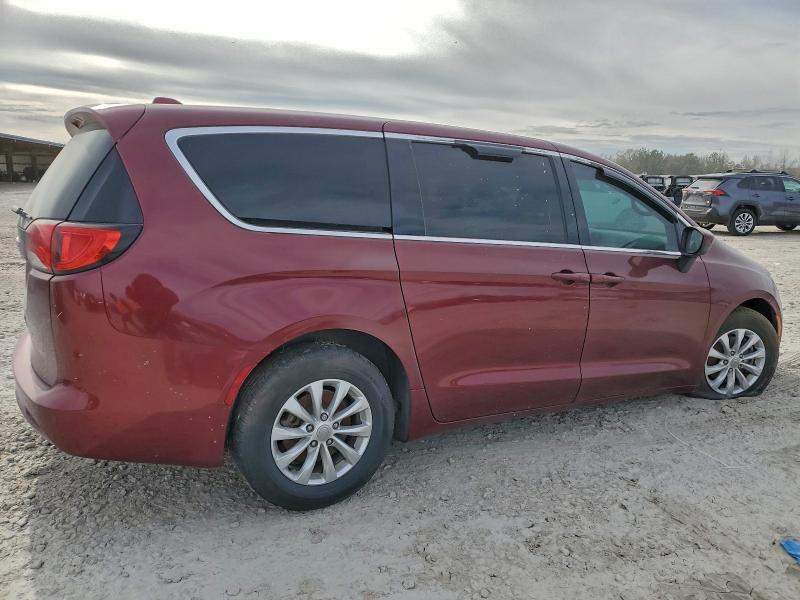 98803115 :رقم المزاد ، 2C4RC1DG7HR638307 vin ، 2017 Chrysler Pacifica T مزاد بيع