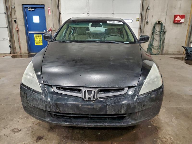 97332065 :رقم المزاد ، 1HGCM56834A027304 vin ، 2004 Honda Accord مزاد بيع