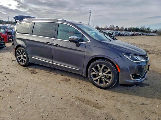 2017 Chrysler Pacifica მანქანა იყიდება აუქციონზე, vin: 2C4RC1GG8HR753672, აუქციონის ნომერი: 95033025