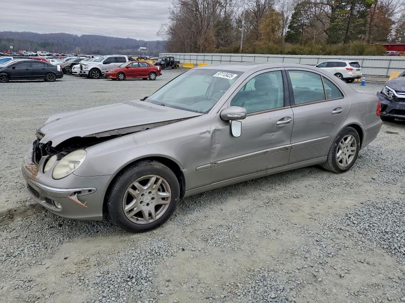 Auction sale of the 2003 Mercedes-benz E, vin: WDBUF65J33X100656, lot number: 97113425