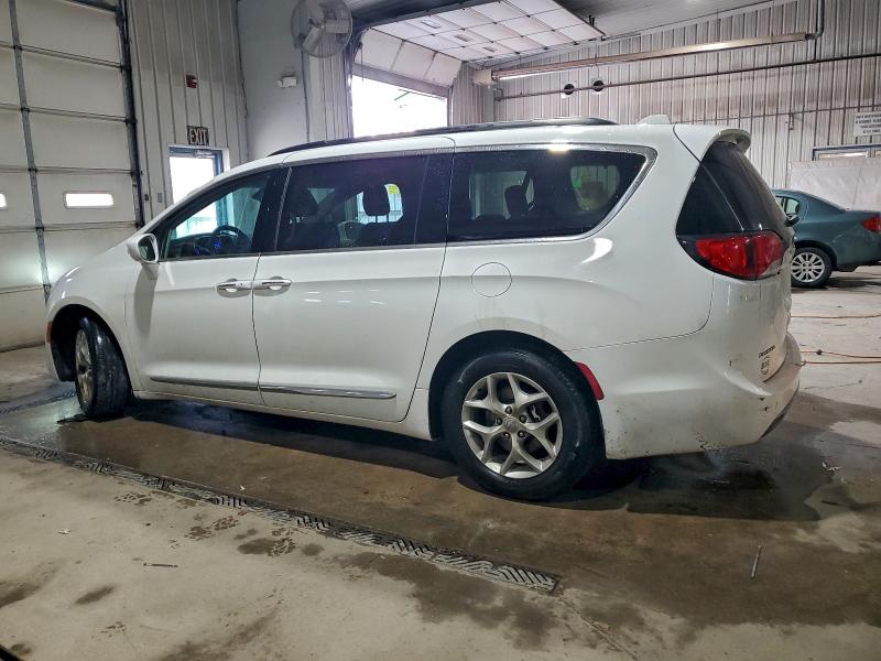 96149695 :رقم المزاد ، 2C4RC1BG2HR520958 vin ، 2017 Chrysler Pacifica مزاد بيع