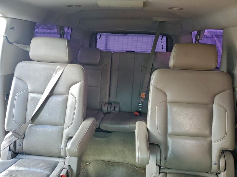 97457475 :رقم المزاد ، 1GNSKKKC0FR722490 vin ، 2015 Chevrolet Suburban مزاد بيع