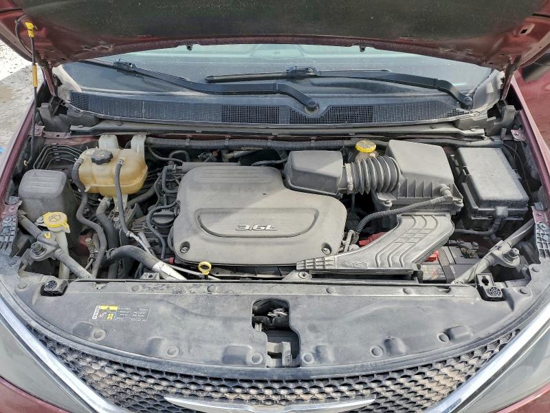 98803115 :رقم المزاد ، 2C4RC1DG7HR638307 vin ، 2017 Chrysler Pacifica T مزاد بيع