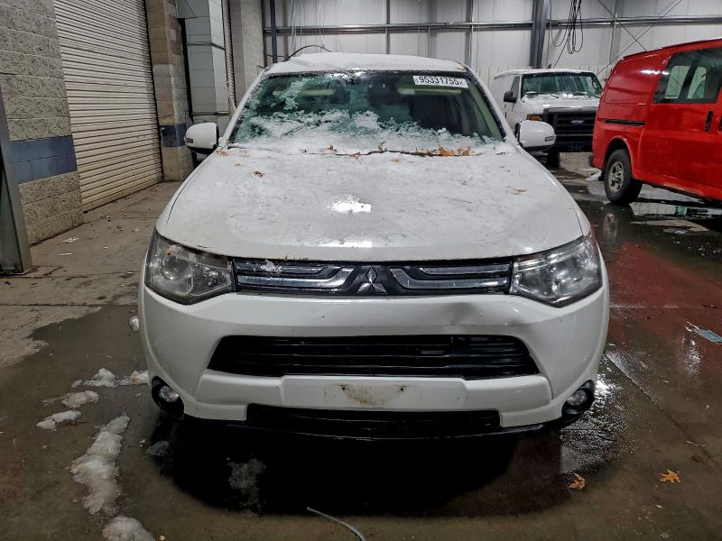 95331755 :رقم المزاد ، JA4JZ4AX2EZ001144 vin ، 2014 Mitsubishi Outlander مزاد بيع