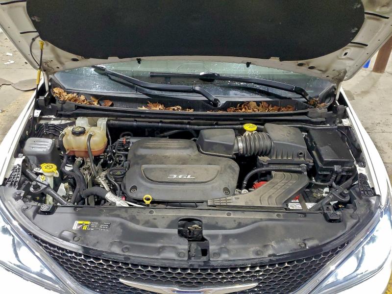 Продажа на аукционе авто 2017 Chrysler Pacifica, vin: 2C4RC1BG1HR610912, номер лота: 95404135