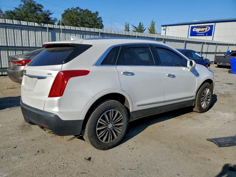 Продаж на аукціоні авто 2018 Cadillac Xt5 Luxury, vin: 1GYKNDRSXJZ204074, номер лоту: 98062935