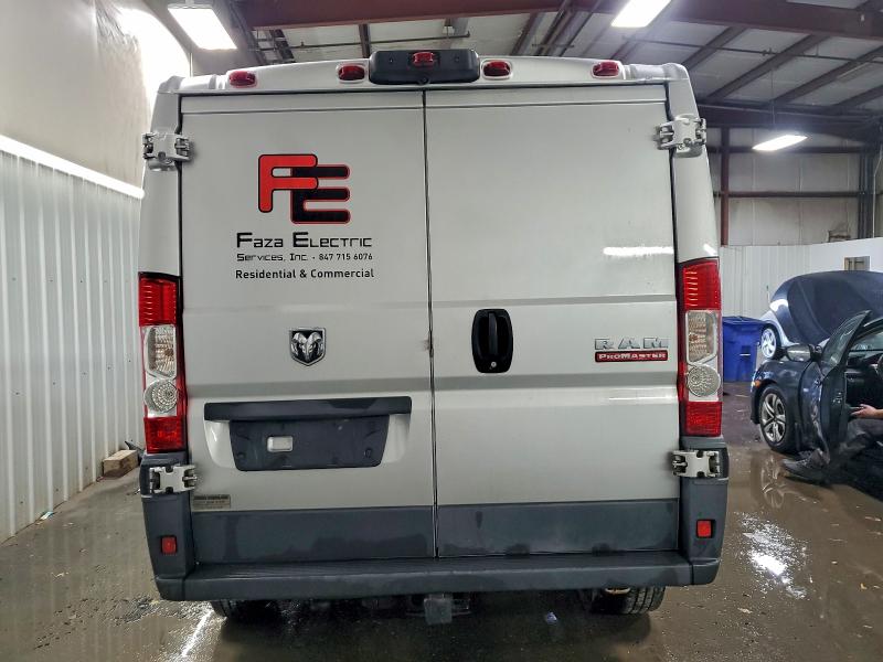 2018 Ram Promaster 1500 მანქანა იყიდება აუქციონზე, vin: 3C6TRVAG1JE158245, აუქციონის ნომერი: 99448125