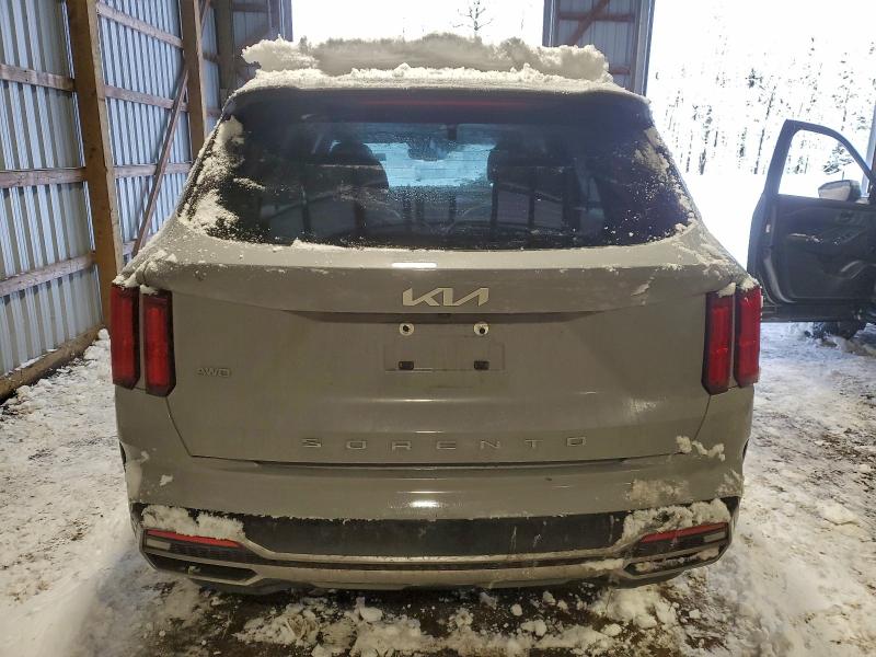 96156515 :رقم المزاد ، 5XYRHDLF2NG102490 vin ، 2022 Kia Sorento مزاد بيع