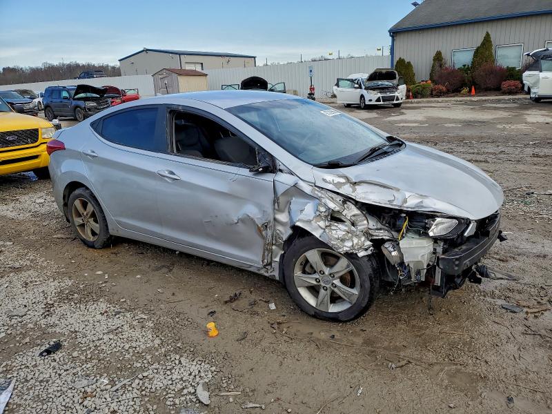 Продажа на аукционе авто 2012 Hyundai Elantra, vin: KMHDH4AE2CU460569, номер лота: 97329565