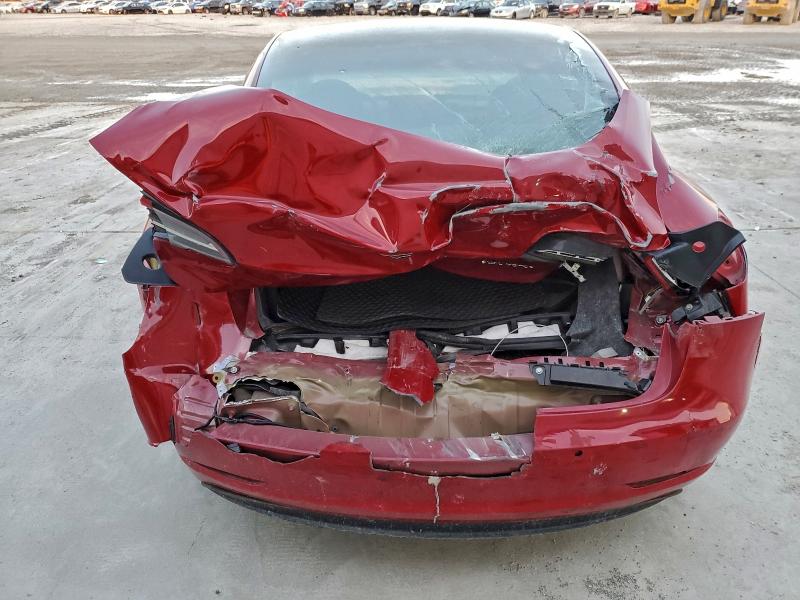 93418015 :رقم المزاد ، 5YJ3E1EB0JF120026 vin ، 2018 Tesla Model 3 مزاد بيع