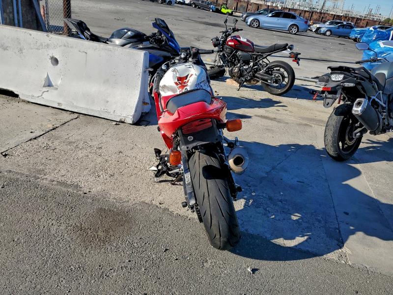 95779165 :رقم المزاد ، JH2PC35081M208578 vin ، 2001 Honda Cbr600 مزاد بيع