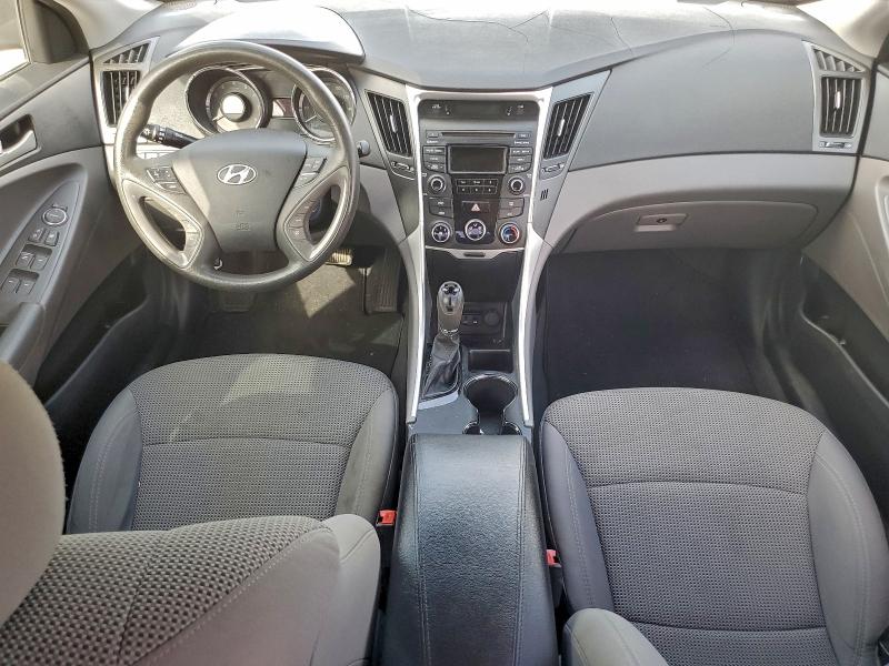 2014 Hyundai Sonata Gls მანქანა იყიდება აუქციონზე, vin: 5NPEB4AC8EH812687, აუქციონის ნომერი: 93525785