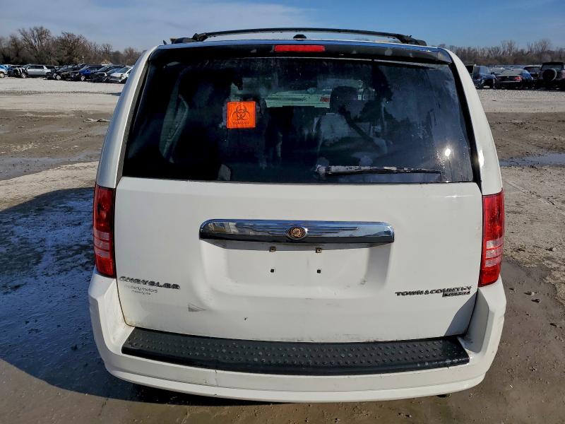 2010 Chrysler Town & Country მანქანა იყიდება აუქციონზე, vin: 2A4RR5D16AR479801, აუქციონის ნომერი: 97274115