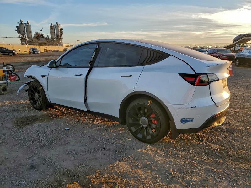 97827715 :رقم المزاد ، 5YJYGDED1MF125923 vin ، 2021 Tesla Model Y مزاد بيع