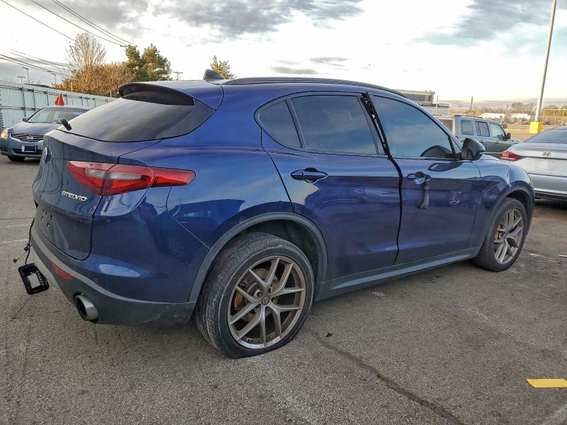 2019 Alfa Romeo Stelvio მანქანა იყიდება აუქციონზე, vin: ZASPAKBN7K7C71882, აუქციონის ნომერი: 95966995