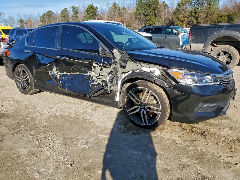 Aukcja sprzedaży 2017 Honda Accord Spo, vin: 1HGCR2F57HA243376, numer aukcji: 97344685
