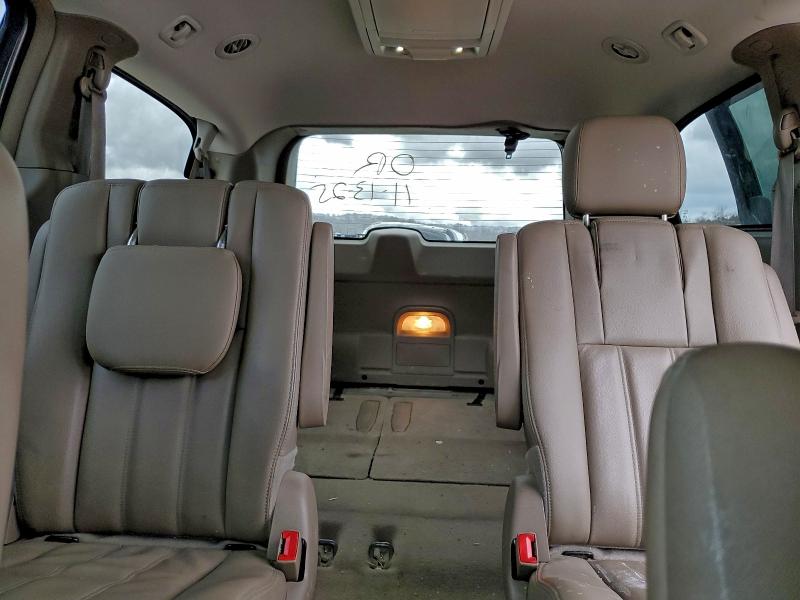 2016 Chrysler Town & Country მანქანა იყიდება აუქციონზე, vin: 2C4RC1BG2GR157690, აუქციონის ნომერი: 97732315