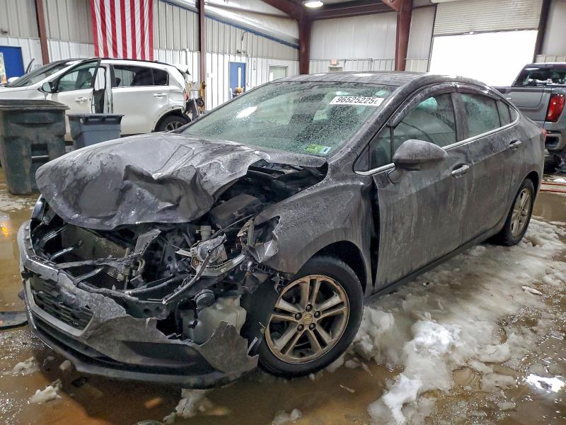 96525225 :رقم المزاد ، 1G1BE5SM4H7233141 vin ، 2017 Chevrolet Cruze مزاد بيع